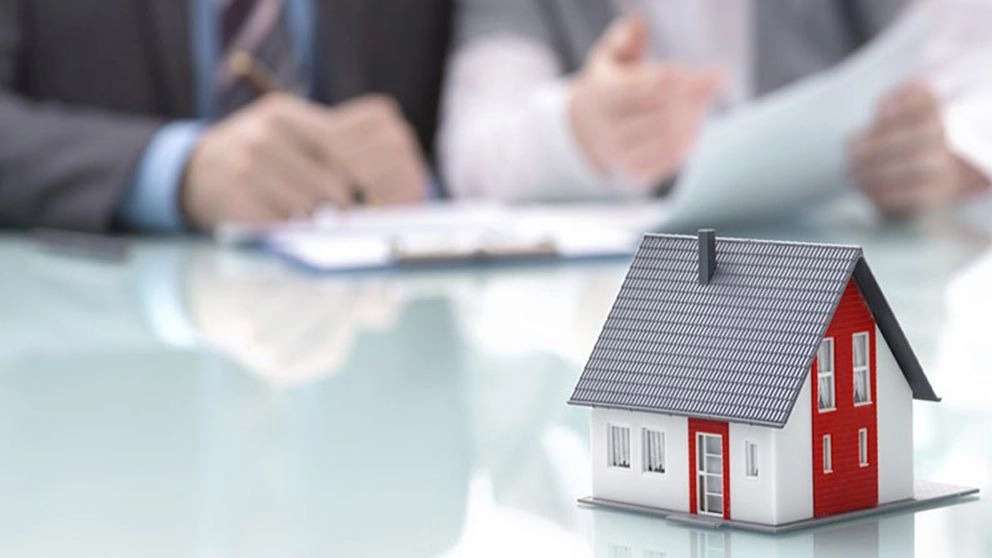 مشاور املاک فدایی