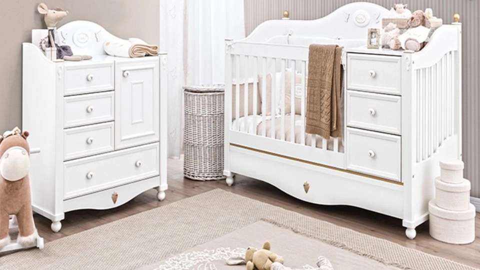 مبلمان و سیسمونی کارینو