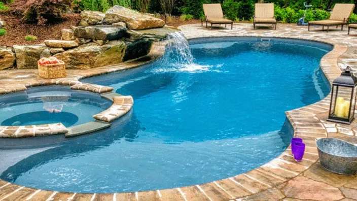 استخر سازان عقیلی در شیراز