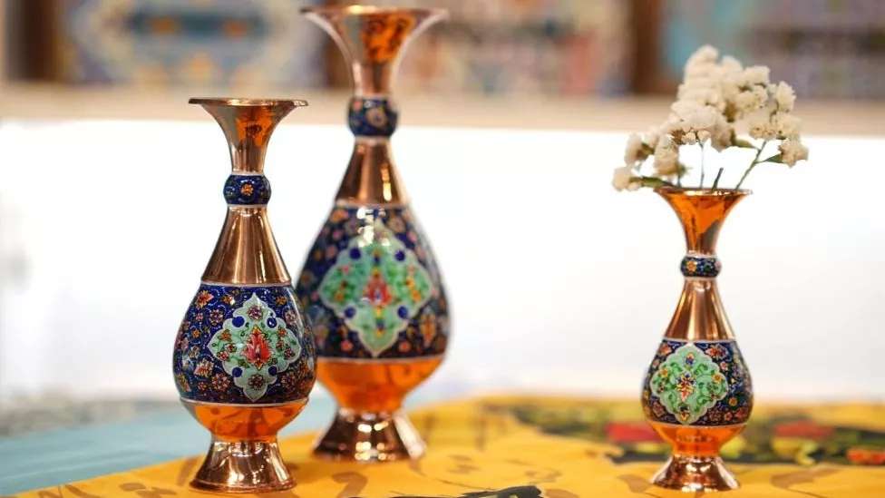 صراحی و گلدان پرهام