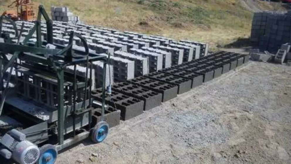 کارگاه بلوک زنی پارسه رشت