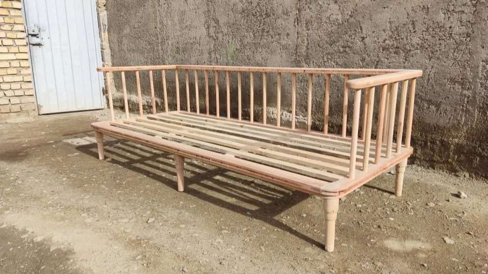 تولیدی مبل و کلاف خام آوا