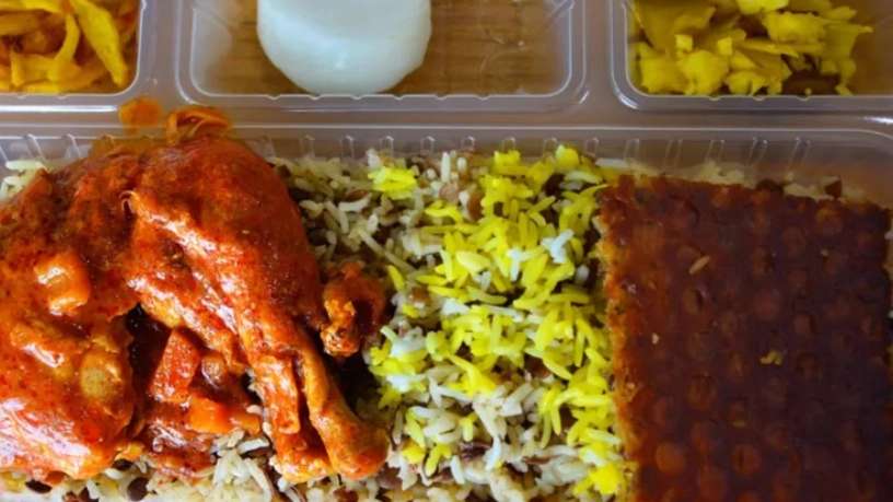 رستوران بیرون بر نایب