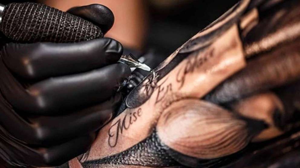 تتو بدن ونوس