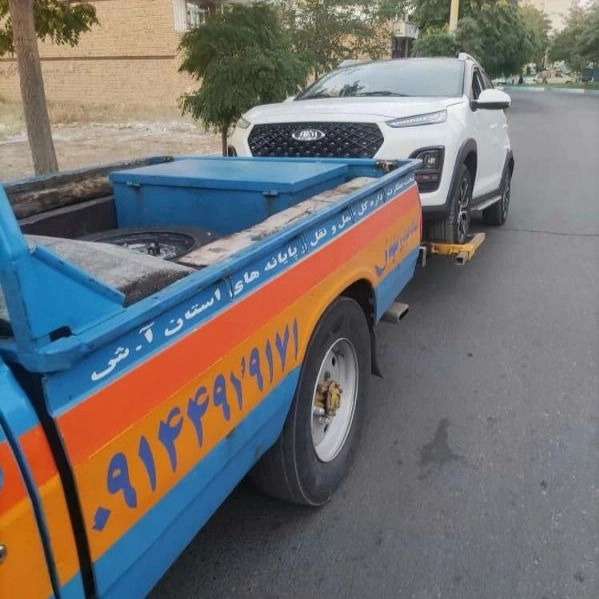 یدک کش حسین پور