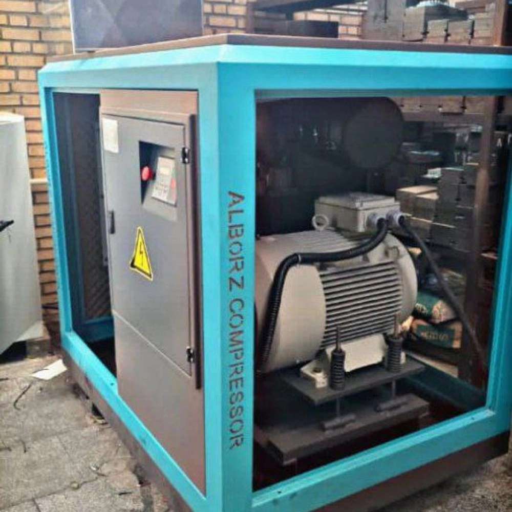 راه اندازی خط کامل کمپرسور های 55 کیلووات کارخانه کفش