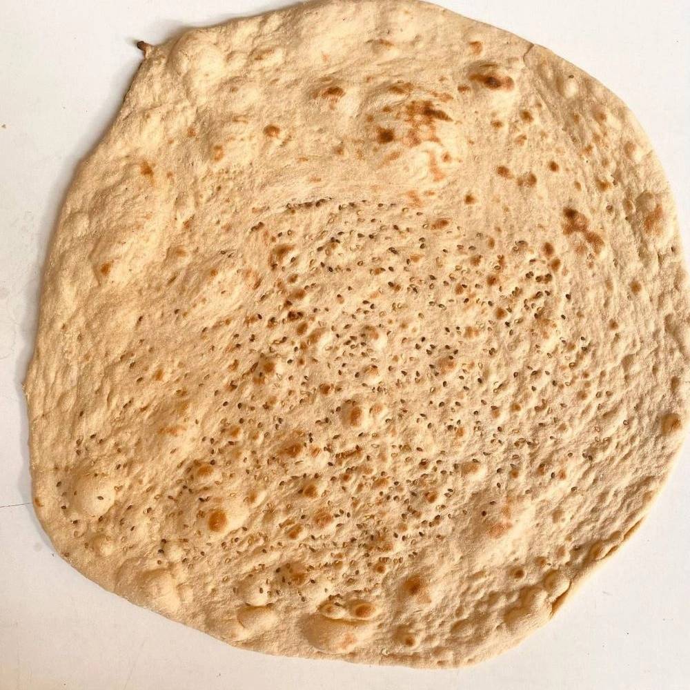 توزیع نان سنتی