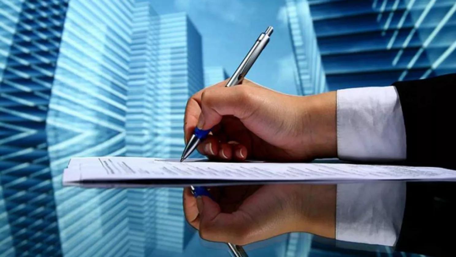 چرا باید با همراهی مشاوران املاک معامله کنیم؟