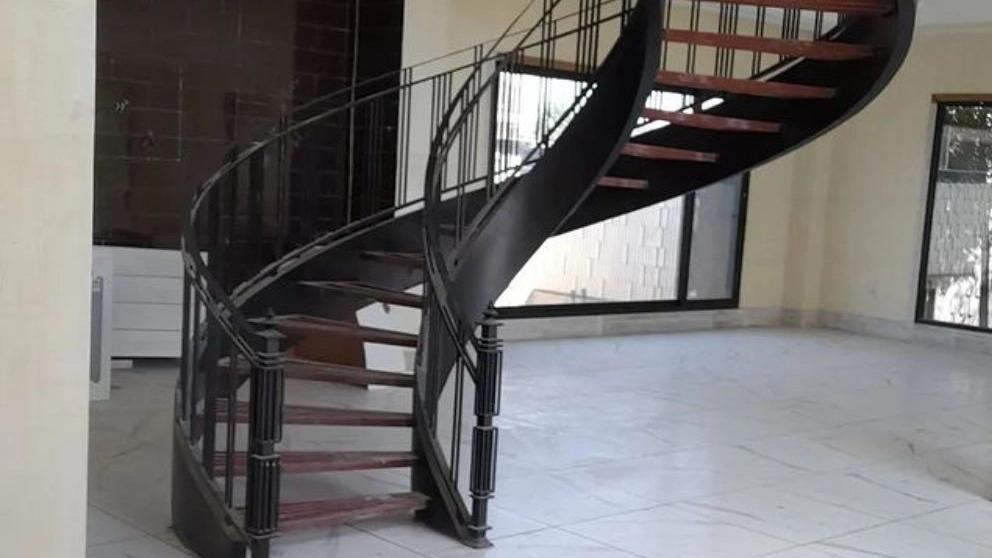 خصوصیات پروفیل آهن نرده راه‌پله