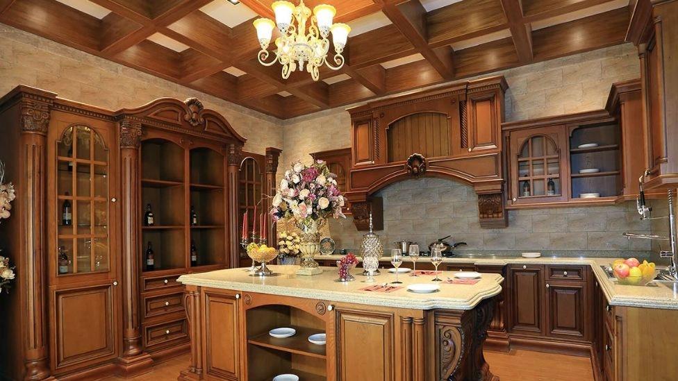 مقایسه کامل کابینت MDF و کابینت چوب طبیعی