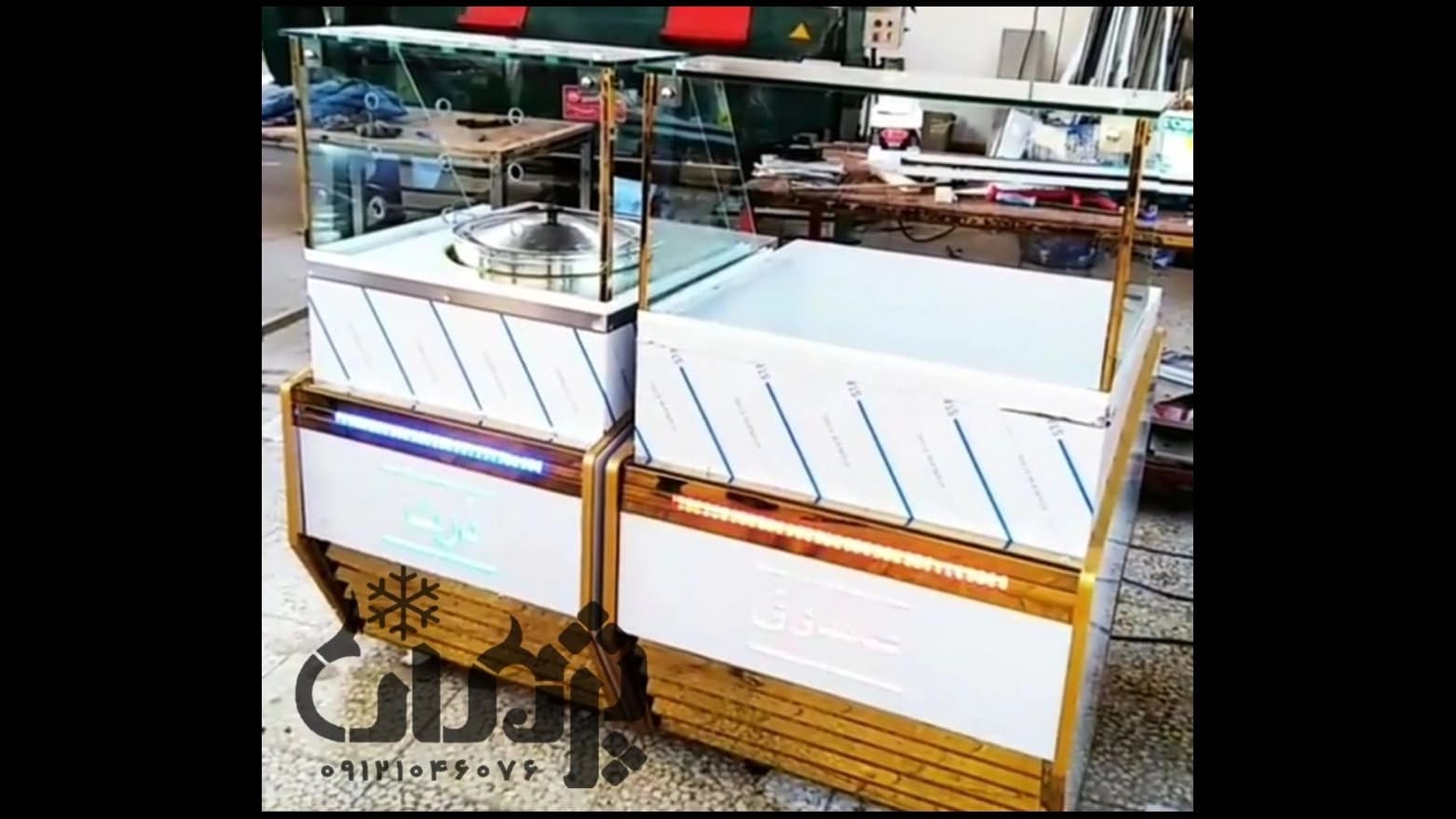 میز صندوق و ذرت
