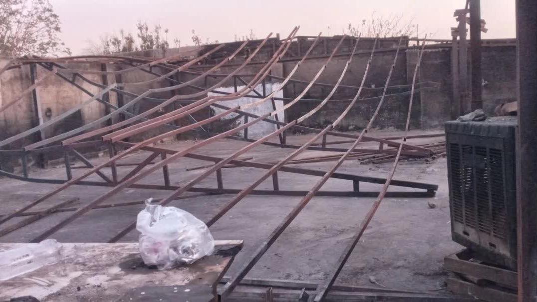 تعمیر و تعویض سقف آبرو و ناودانی ساختمان در تهران
