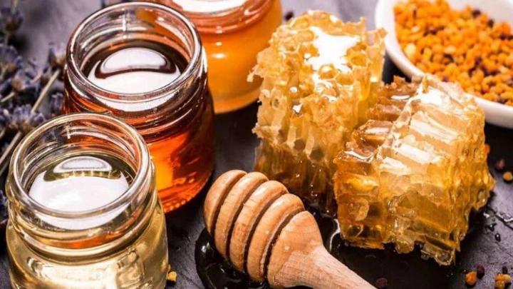 خواص عسل طبیعی و معجزهای که از آن بیخبر هستید!