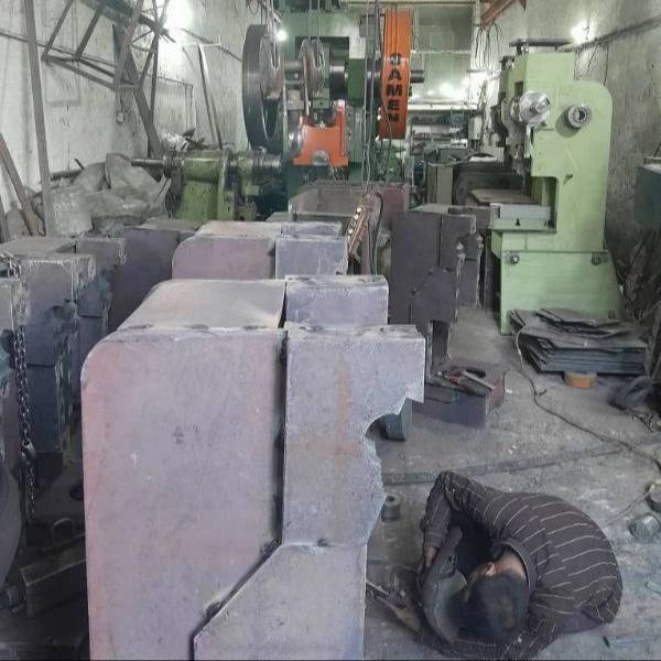 پرسهای ضربه ای و دنده ای پرس سازی ثامن پرسهای ضربه ای و دنده ای پرس سازی ثامن