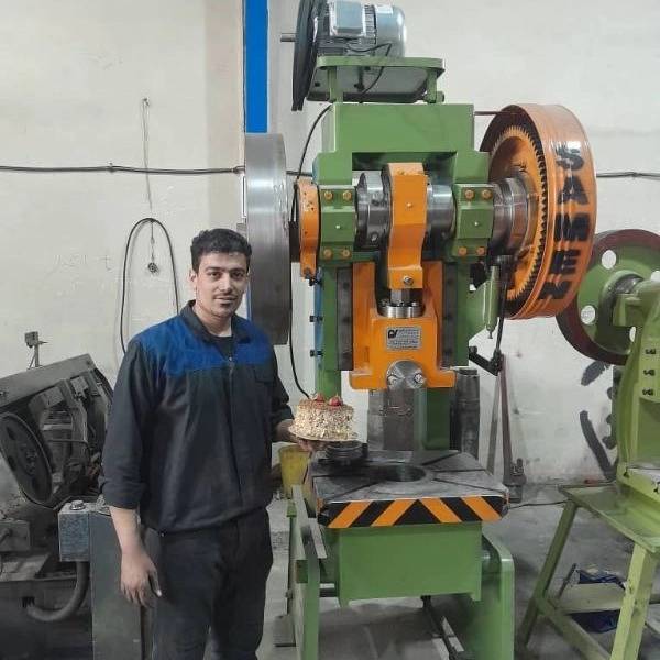 پرسهای ضربه ای و دنده ای پرس سازی ثامن پرسهای ضربه ای و دنده ای پرس سازی ثامن