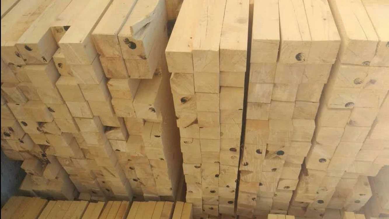 یکتا چوب سبز اندیشان، تولید کننده پالت چوبی و فروش انواع تخته روسی
