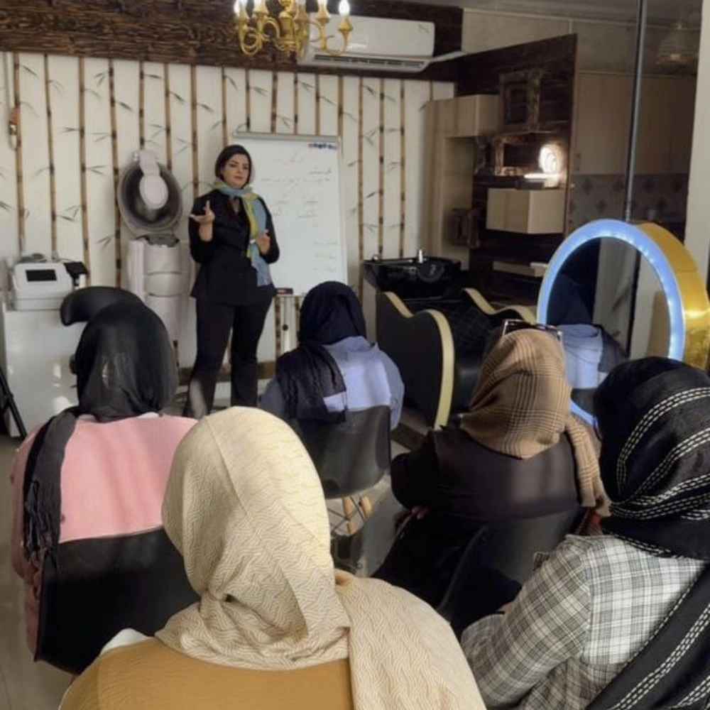 آکادمی سالن زیبایی کژال، خدمات مراقبت و زیبایی پوست و مو در گرگان آکادمی سالن زیبایی کژال، خدمات مراقبت و زیبایی پوست و مو در گرگان