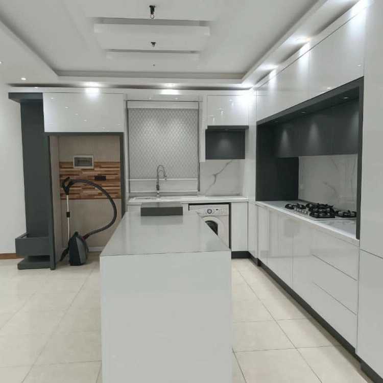 کابینت هایگلاس مدرن رنگ سفید