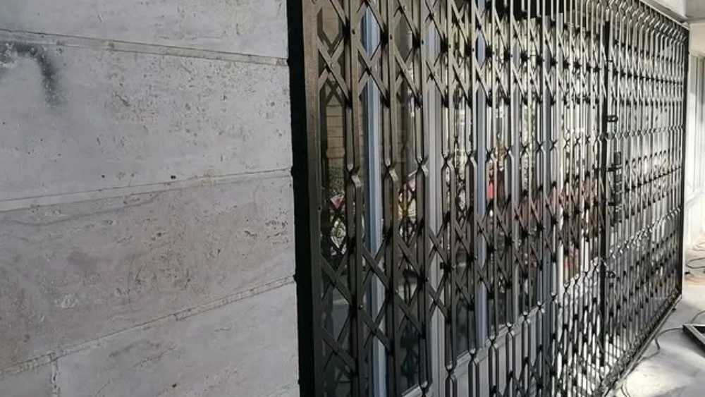 درب آکاردئونی شکیبا، تولید فروش حفاظ شاخ گوزنی و درب ضدسرقت در مهرشهر