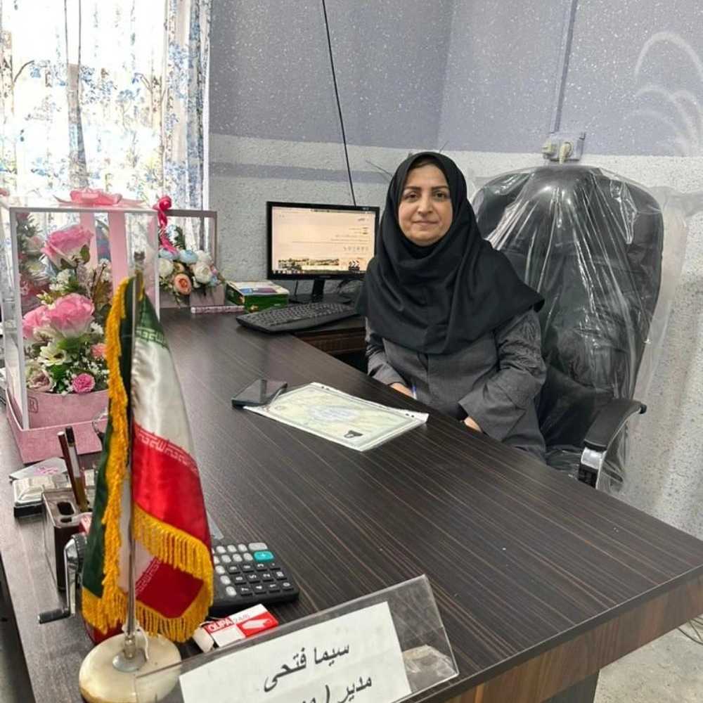 دبیرستان غیردولتی دخترانه