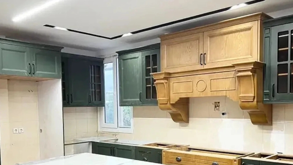 دکوراسیون روسازی، طراحی و اجرای کابینت کمد دیواری جاکفشی در تهران