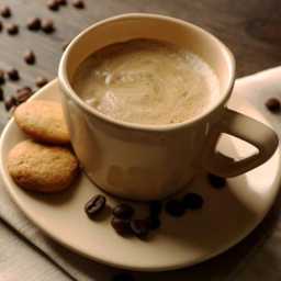 شیر قهوه گرم