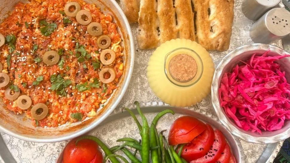 بهترین کافه برای سرو صبحانه در رشت
