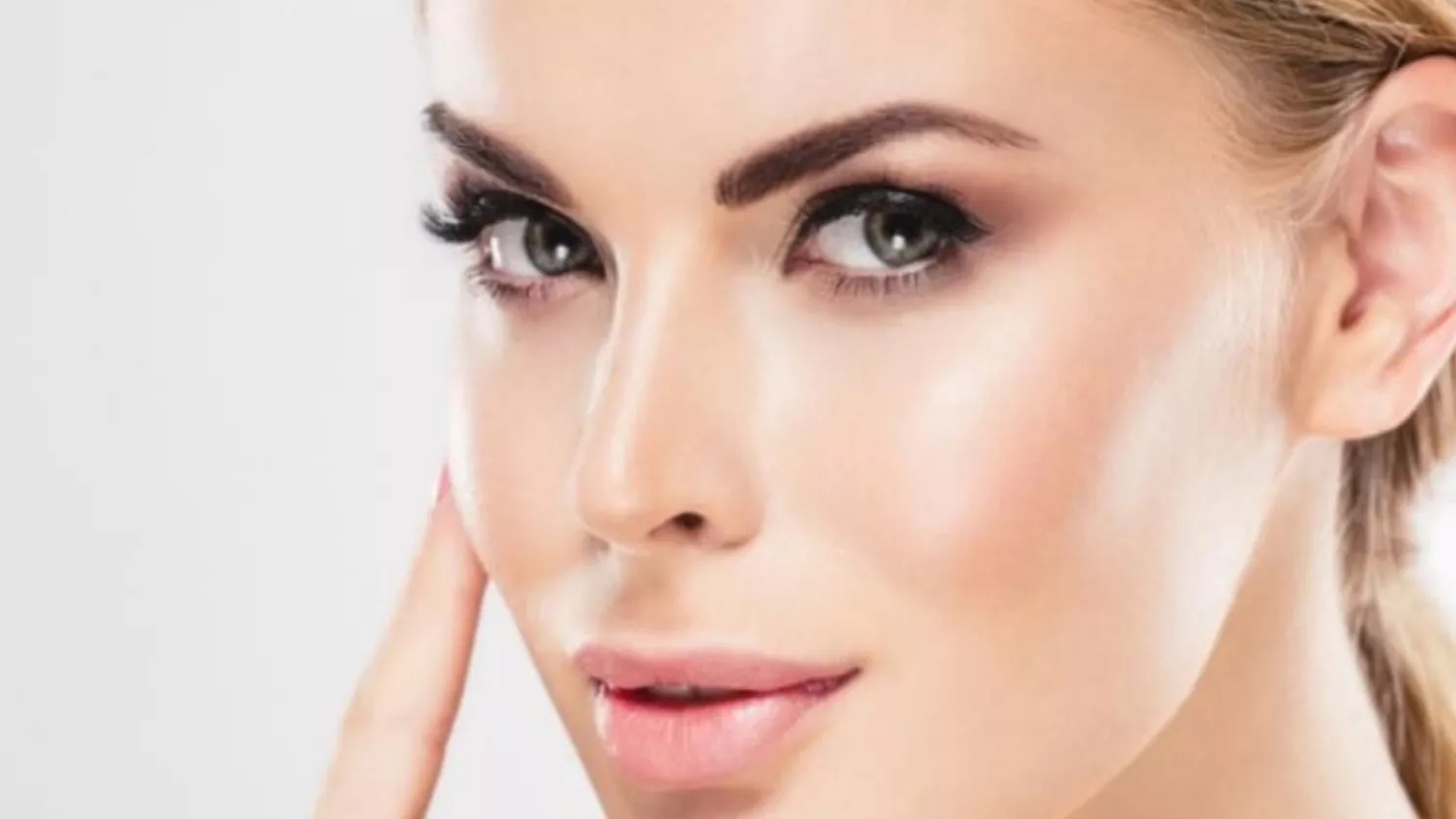 تاثیر تزریق ژل و تزریق بوتاکس در رفع خطوط و چین و چروک صورت و میزان ماندگاری آنها