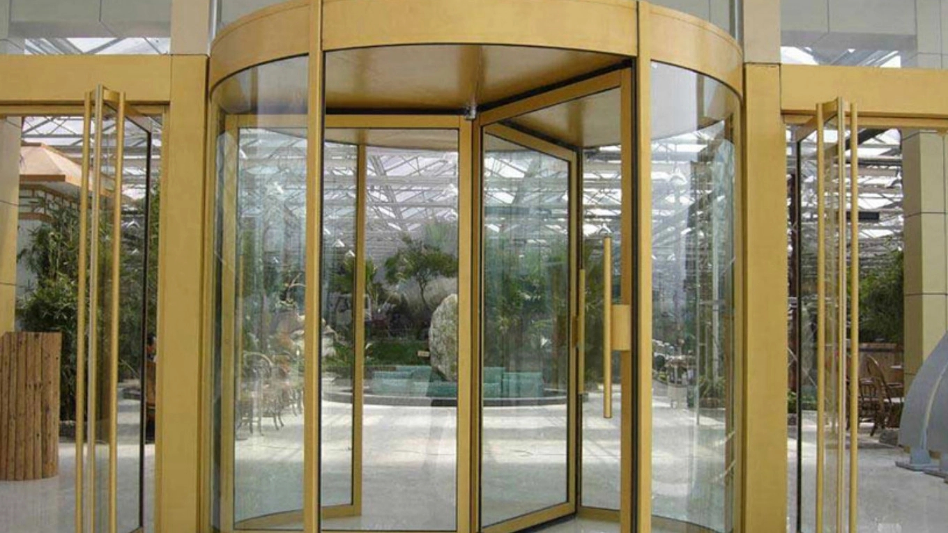 ویژگی ها و انواع درب اتوماتیک