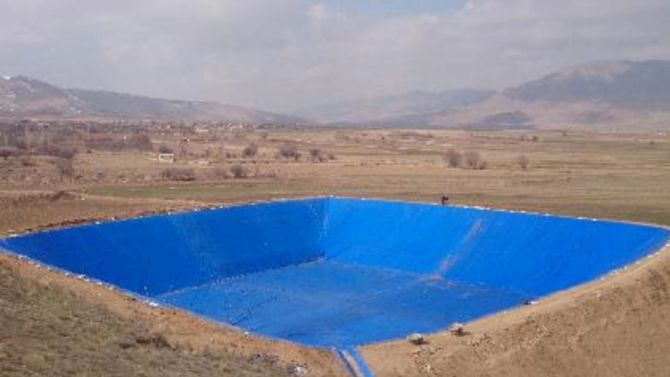ساخت استخر کشاورزی ژئوممبران شیرمردی اصفهان و اهواز