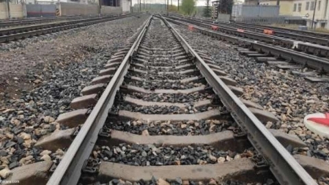 مشخصات فنی و آلیاژی ریل راه آهن