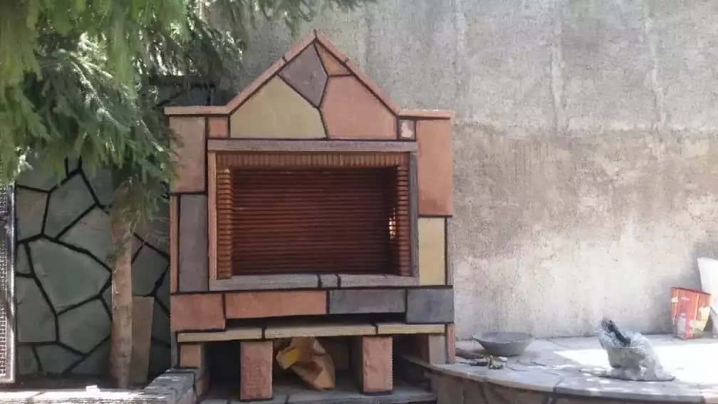 اجرا آبنما و باربیکیو با سنگهای معدن دماوند