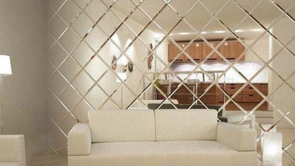 نقش و کاربرد آینه دکوراتیو در طراحی دکوراسیون داخلی