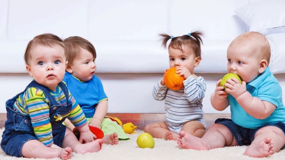 نکات مهم در مورد تمیز کردن پوشاک بچه گانه