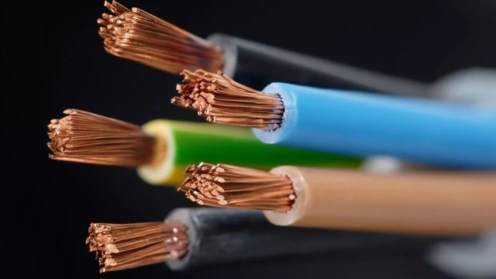 سیم و کابل برق چیست؟