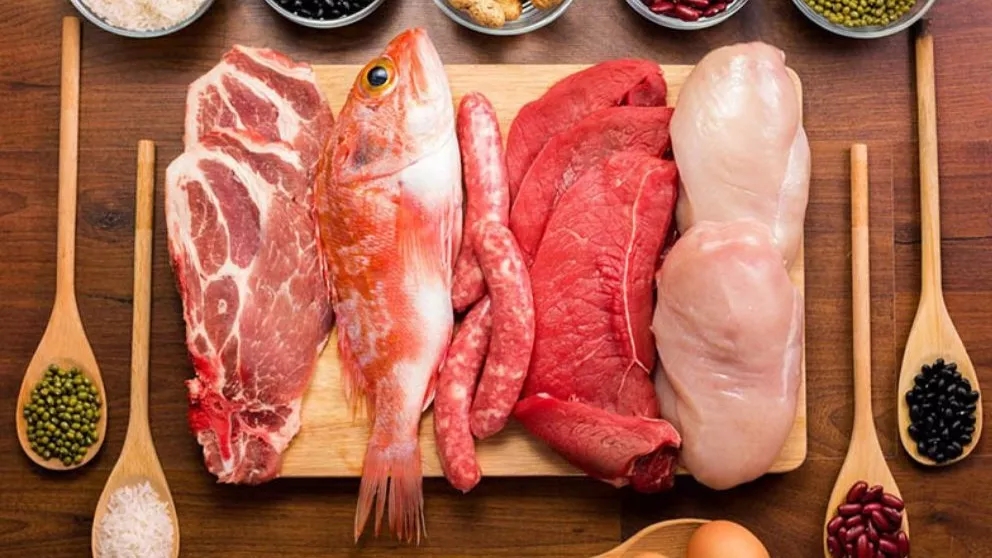 گوشت مرغ یا ماهی، کدام پروتئین بیشتری دارد؟