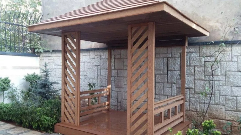 محوطه سازی سایبان و آلاچیق آذین سازه در شیراز