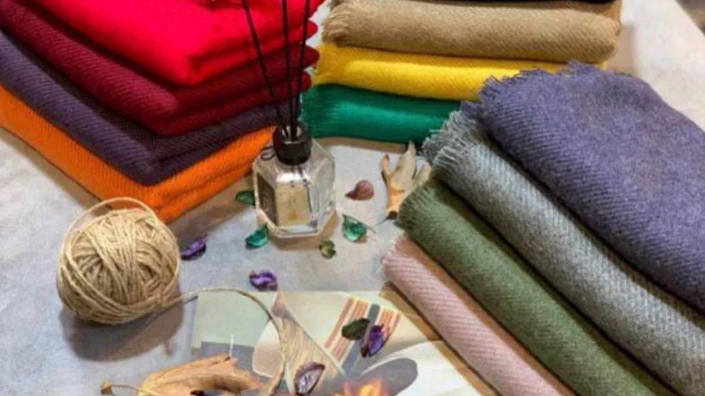 ویژگی های شال و روسری در پاییز