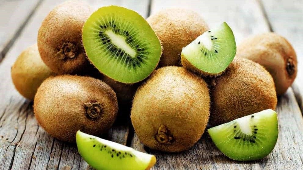 آشنایی با انواع میوه های زمستانی