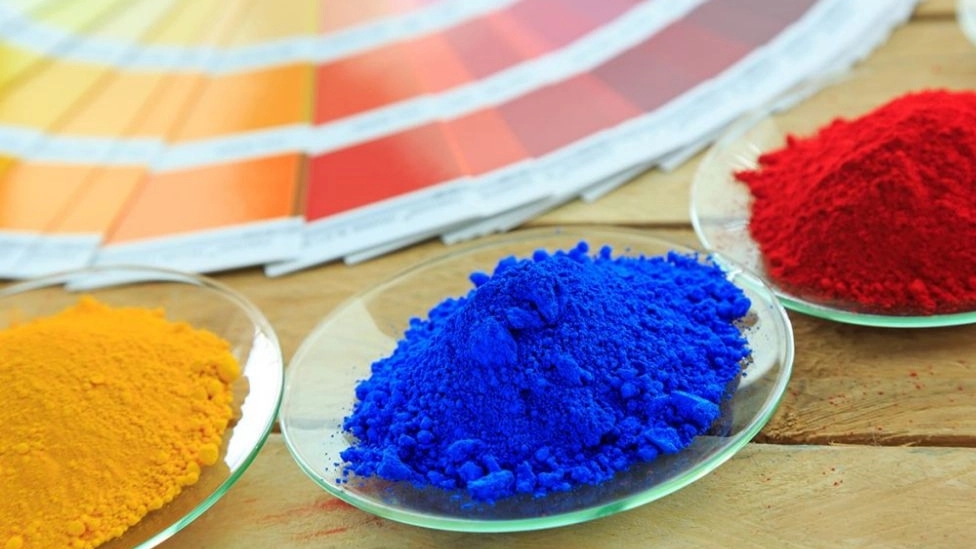 اجرای رنگ آمیزی پودری قطعات فلزی خدمات رنگ کوره ای اطلس در تبریز