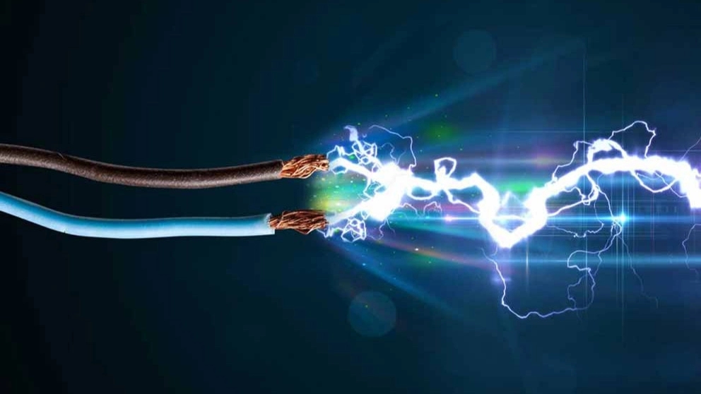 فروش لوازمات برقی کالای برق قائم در اصفهان