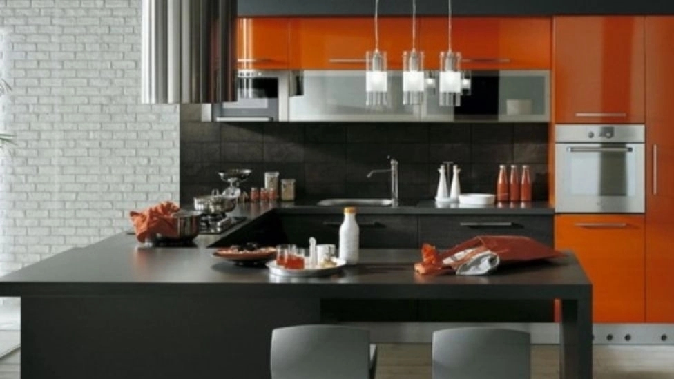 ویژگی های کابینت آشپزخانه هایگلاس :
