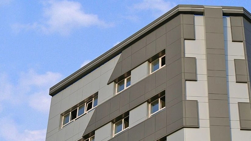 اجرای نمای کامپوزیت مددیان در قائمشهر