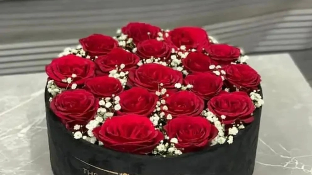 دسته گل لاکچری فروش گل و باکس گل در کرمانشاه