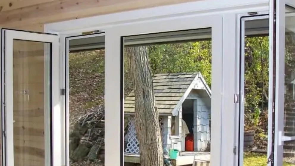 پنجره UPVC