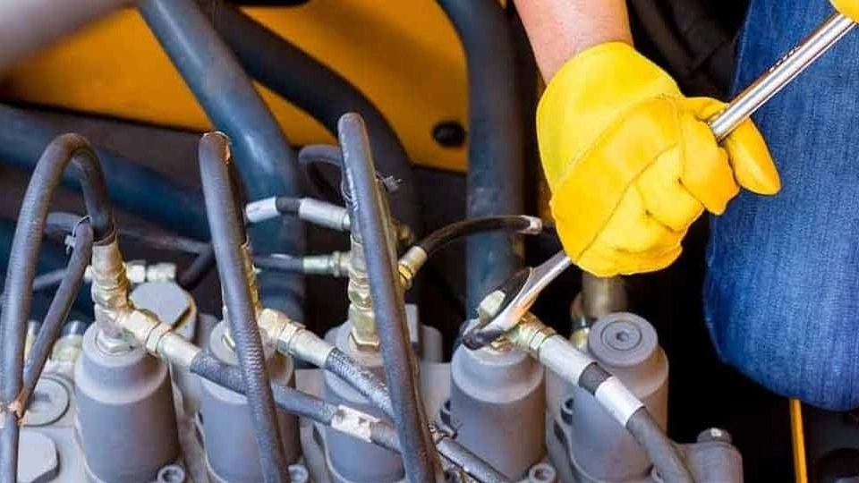 5 نکته برای انتخاب تکنسین تعمیرات هیدرولیک ماشین آلات سنگین