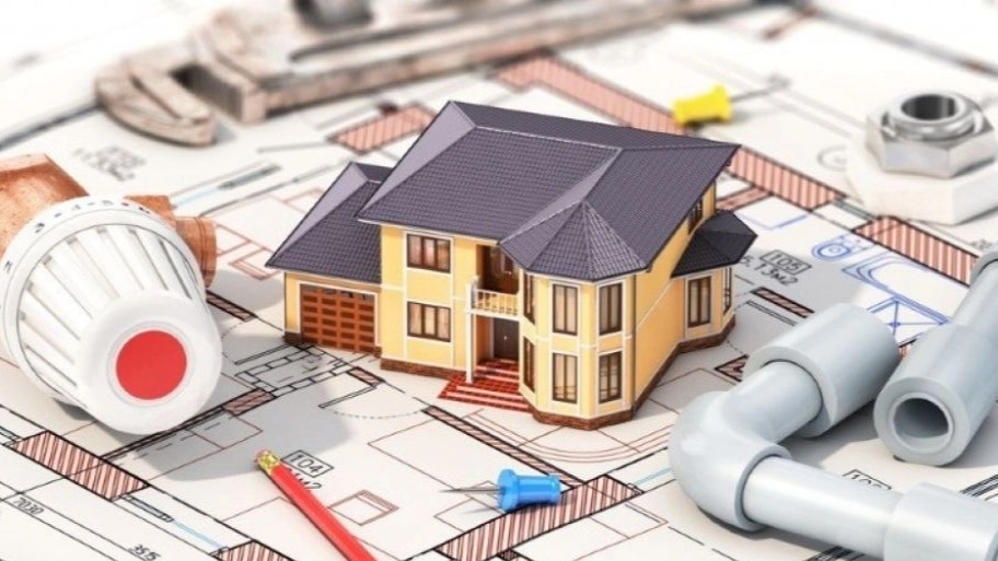 عصر نیروی آذرین، اجرای تاسیسات و پیمانکاری در همدان