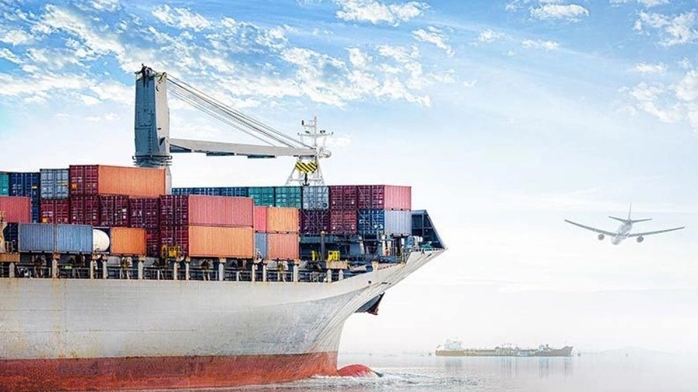 واردات لوازم آرایشی از دبی به ایران