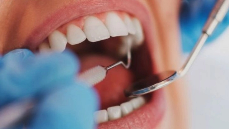 مطب دندانپزشکی دکتر هدیه رونقی در صومعه سرا