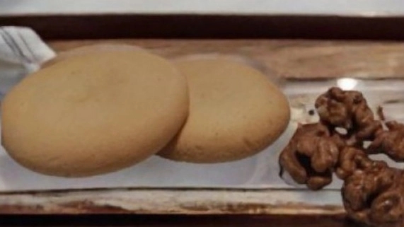 کلوچه لاهیجان در اصفهان